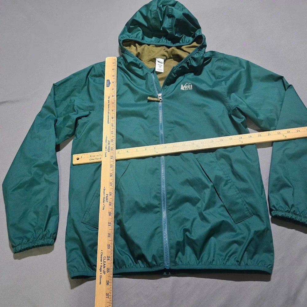 Rei Co-Op embrace spirit
